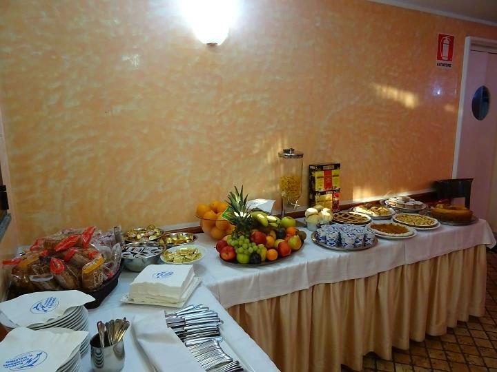 Albergo Ristorante Il Delfino Novara Exterior foto